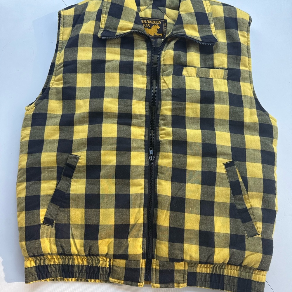 Branded lion  Vintage Men's Navy and Yellow  Vest Sz S